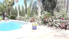 Busty OLDER WOMAN Maggie Moon shows off her thick natural breasts in a sunny outdoor