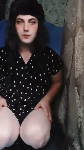 HANDLESS Cumshot Ladyboy Cute Cock Swallowing Cum   Clip 1