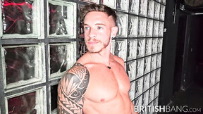 Dave Wikkinson & Donny Sexy team up to breed Latino Johnny Hakson