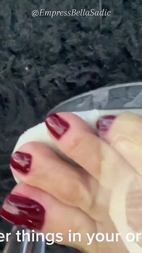 Transparent Platform Heels and Imperatrizbella’s Sexy Red Nails