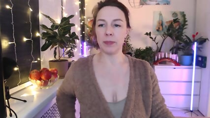 Big natural saggy tits mature webcam solo show