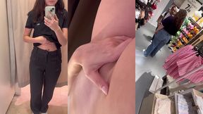 video cabine d’essayage j’essaye plusieurs tenue dont un ensemble ...