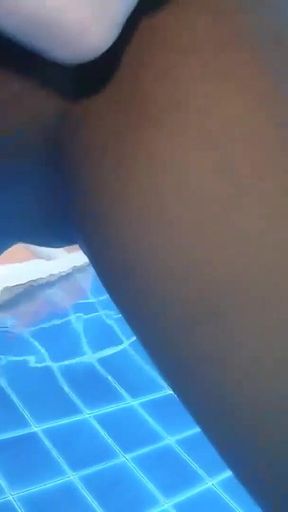 Johntronx - Underwater Fun with a Hot Curvy Redhead Asian Amateur Babe