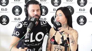 La hermosa argentina se traga toda!