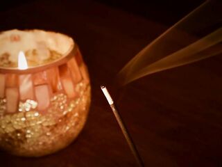 ASMR Historia de Claudia/ COJO CON MI HERMANASTRO en la SALA!! ????????