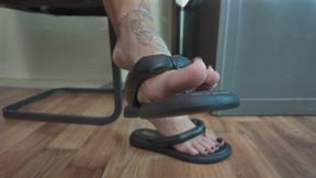 Ruslana - Head Of Slave In Chest Lick Black Flip Flops And Heels - Full - 4K