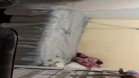 novinha esperou seu namorado ir trabalhar para dar para o seu amigo novinho escondido camera escondida