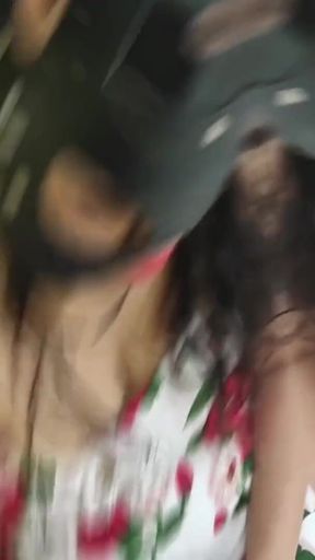 Koi Itna Khoobsurat Kaise Ho Sakta Hai