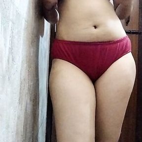 Newly Tamil married wife clean her body hot indian desi