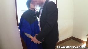 Hijab wearing beauty fucks a huge dick for extra cash