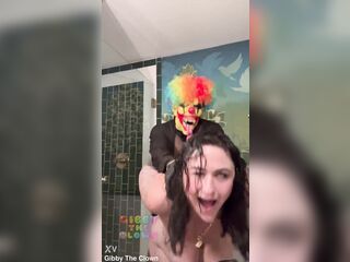 White Wench Gets Pounded Out After Rencounter Ebony Clown At Krogers