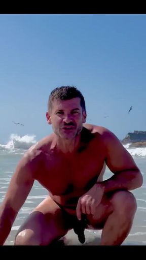 Naked Workout in Zipolite Mexico. Jumping Jacks with a Sprawl