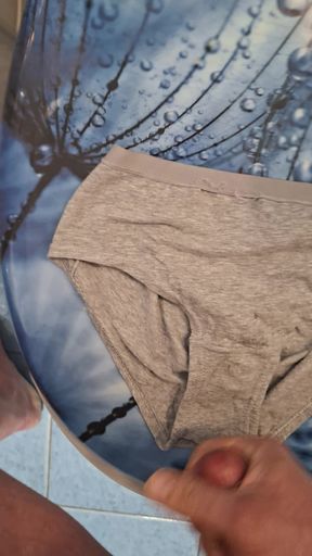 I squirt on my stepdaughter's panties