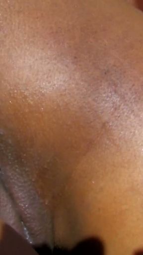Samanta Marcela, herrliches Ebony Teen am Pool gefickt   Clip 2