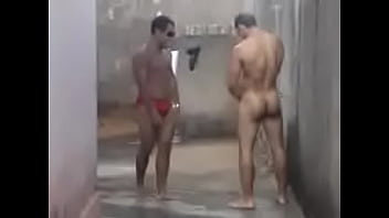 Gato de Cueca Hora de Tomar banho