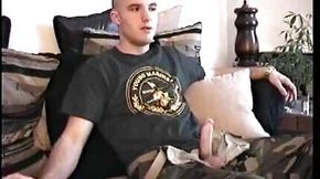 Straight man blown off by sperm guzzling DILF