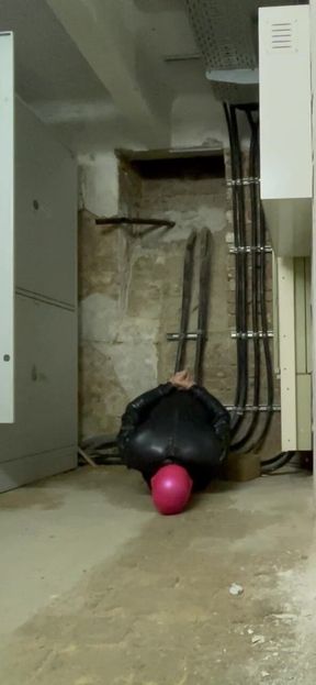 Cellar Sissy Slavegirl Rubberdoll Latexwhore Dirty Cumslut