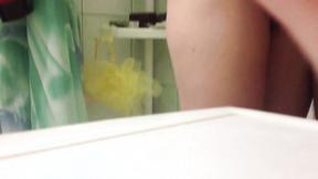 ”Hot Wifey Makes Her Man Happy With Her Fantastic BJ”