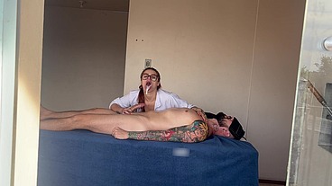 COMPLETO: Massagem Relaxante, Punheta Tântrica e Gozada na Boca - Camila Vegas