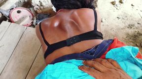 Desi hot Saree wali biwi ko pati ne ghori bana ke chut ko pel diya.indian housewife apne husband ka lund chus ke boudi me maja l