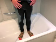 Peeing multiple times in my grey leggings
