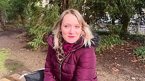 Kelly, 30 Years Old, Medical Secretary In Lyon!