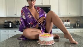 BIRTHDAY SMASH CAKE IN MY BIRTHDAY SUIT (VIDEO SPECIAL)