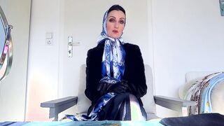 Headscarf Girlfriend: Lusty jerk off instructions for cloth wankers