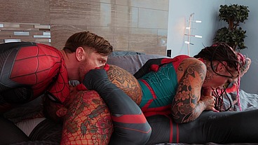 TWO SPIDERMAN VS. TATTOOED BABE MANDI CAT