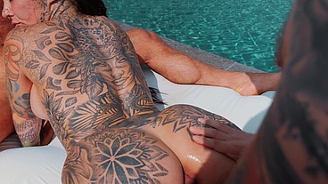 TWO SPIDERMAN VS. TATTOOED BABE MANDI CAT