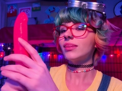 Hot amateur webcam teen masturbates for their fans