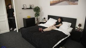 ”Stepson catches his stepmommy Jaylee masturbating”