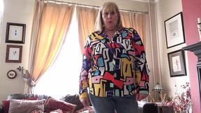 Curvy British landlady Catherine gets rent in her mature hairy pink