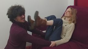 #145 - HARD face kicking in boots - Extreme Facebusting