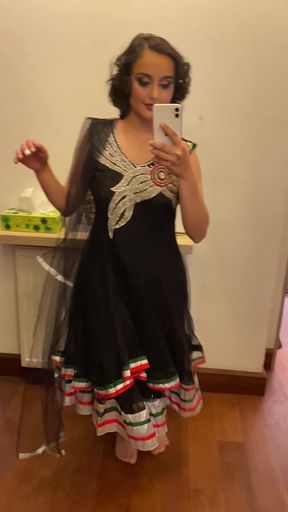 Yasmeena Ready for Niksindian