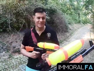 Woodland Pursue, Topless Alexis Hunts Excited Pranksters!