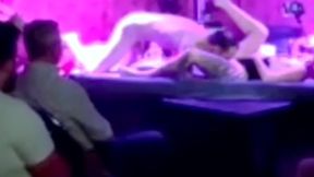 c est chaud avec flo au salon de l erotisme de malines en belgique ... je ...