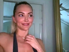 Lindsey Pelas - Busty Babe Naughty Live Stream