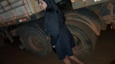 Levei Minha Esposa pro Caminhoneiro e Peguei o Cu Gozado Depois