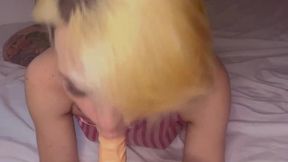 gravida engasgando na pica ate gorfar com smoking fetiche