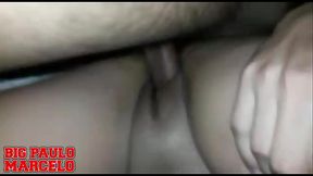 Married woman likes to give her ass in a threesome