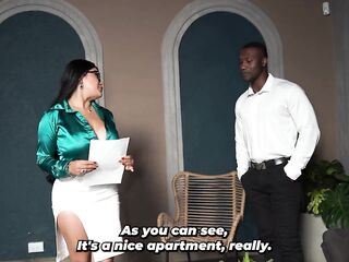BBC ends up having sex with his breasty real estate agent and they successfully close the deal - interracial sex