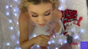 daisy lavoy devours a thick cock