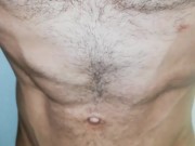 POLLA GRANDE Y VENOZA PELUDA, SIX PACK, PRIMER PLANO