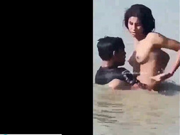 New Instagram Viral Desi Girl’s Hot River Sex – Viral [censored] Video Goes XXX