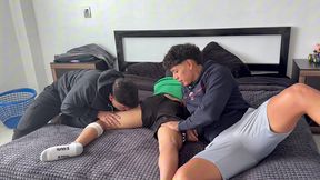 adolesscente, amigo del futbol me permitio chuparle y correrme en su culo
