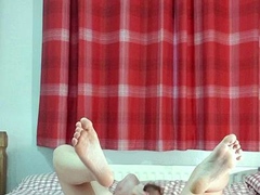 Hot amateur blonde pregnant toying her pussy solo