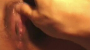 Japanese Preggy Fingering beaver closeup