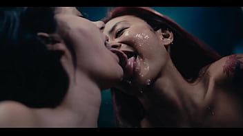 Wild lesbian orgy with pussy squirt and big booty