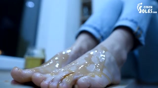 Bare feet in honey, a foot fetish yummy POV! (pov foot worship, foot licking, bare feet, sexy soles)
